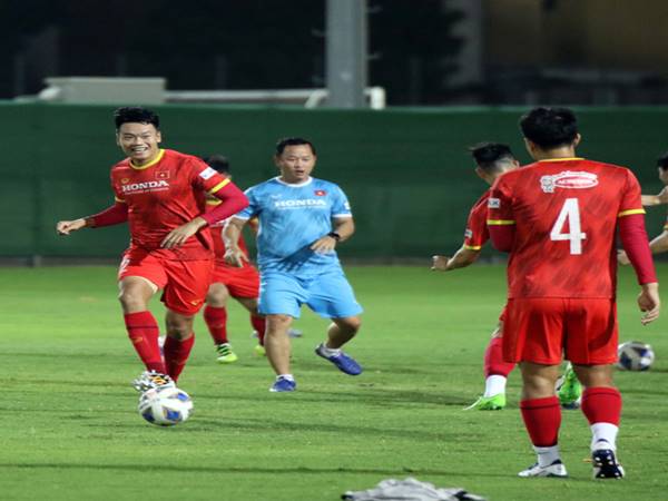 Bóng đá Việt Nam 6/10: Đội tuyển Việt Nam giảm khối lượng tập luyện