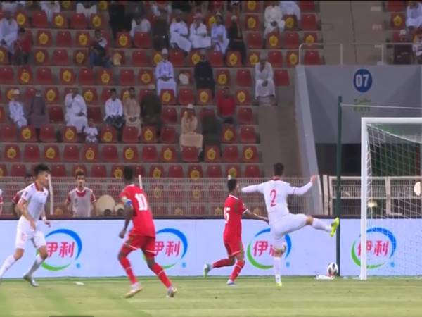 Bóng đá VN sáng 13/10: Việt Nam nhận 4 quả penalty sau 4 trận