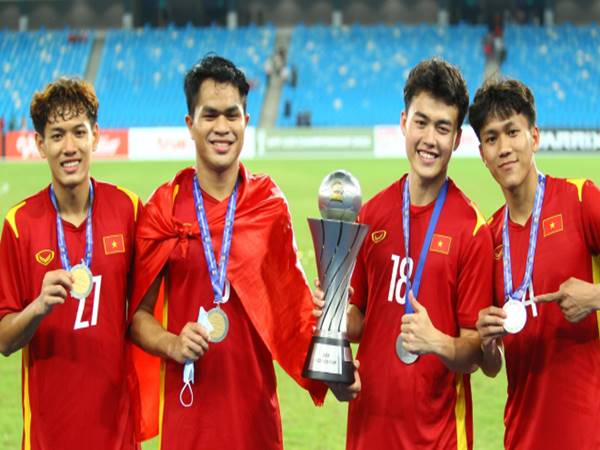 Bóng đá VN 2/3: U23 có lực lượng mạnh nhất dự Dubai Cup 2022
