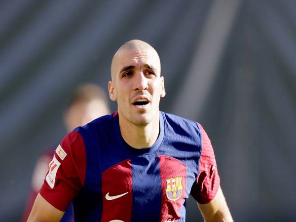 Tin Barca 15/1: Barcelona muốn đẩy Romeu để mua Palhinha