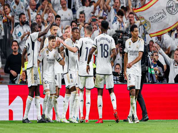 So sánh ý nghĩa biệt danh Los Blancos với các biệt danh khác