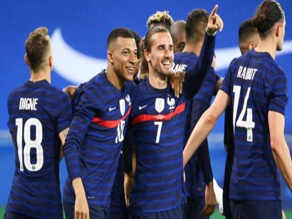 Tiền đạo đội hình Pháp Euro 2024 không thể thiếu Mbappe và Griezmann