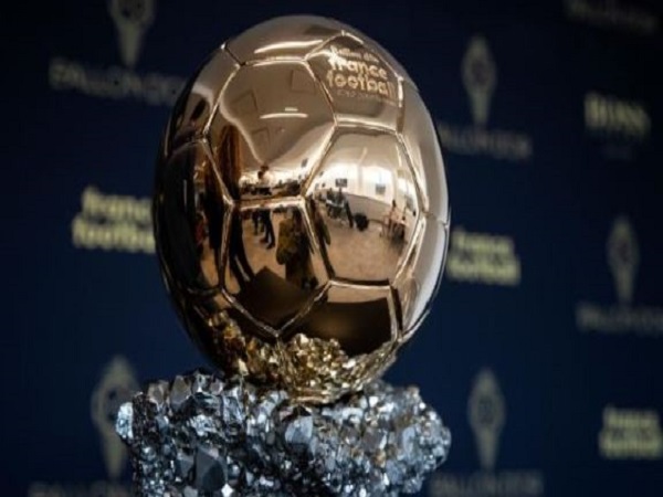Hình ảnh chiếc cúp Ballon D’or 2023