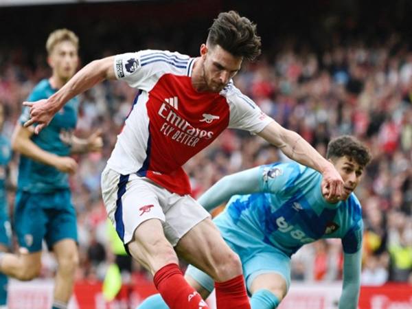 Tin CLB Arsenal: Arsenal và một mùa giải đầy tệ hại
