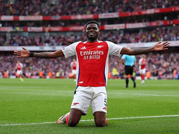 Thống kê thành tích ấn tượng của Thomas Partey dưới màu áo Arsenal