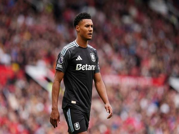 Đôi nét về sự nghiệp của Ollie Watkins
