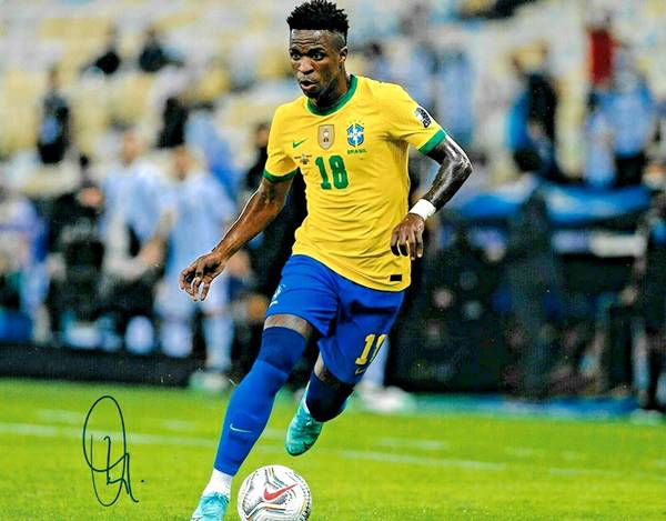Vinicius khoác áo số mấy? Vinicius khoác áo số mấy?