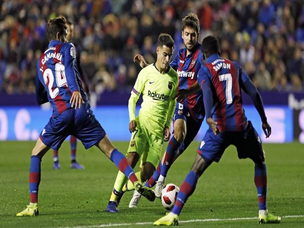 Lịch sử đối đầu giữa Barcelona và Levante