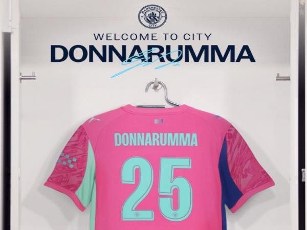 Bóng đá QT: Donnarumma nhận lệnh cấm từ Ngoại hạng Anh