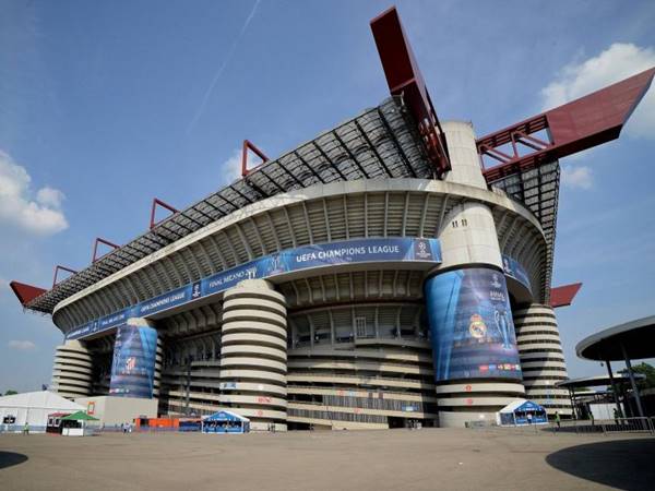 Khám phá sân vận động San Siro lịch sử và kiến trúc