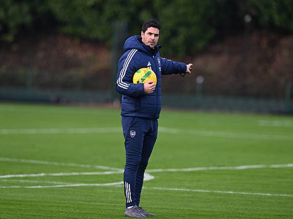 Tin Arsenal: Sự cạnh tranh khốc liệt trên hàng công